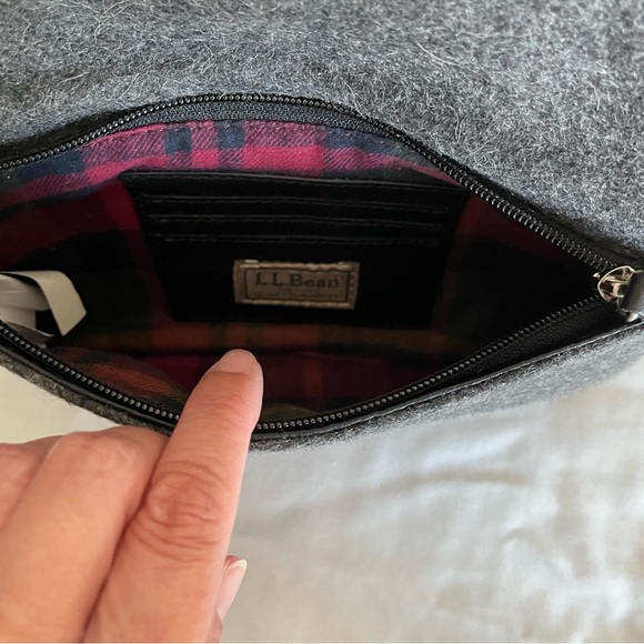 VTG L.L. Bean Small Wool Blend Leather Wristlet Purse Wallet Gray/Black EUC - Picture 4 of 12